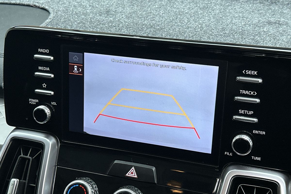 2022 Kia Sorento S MQ4