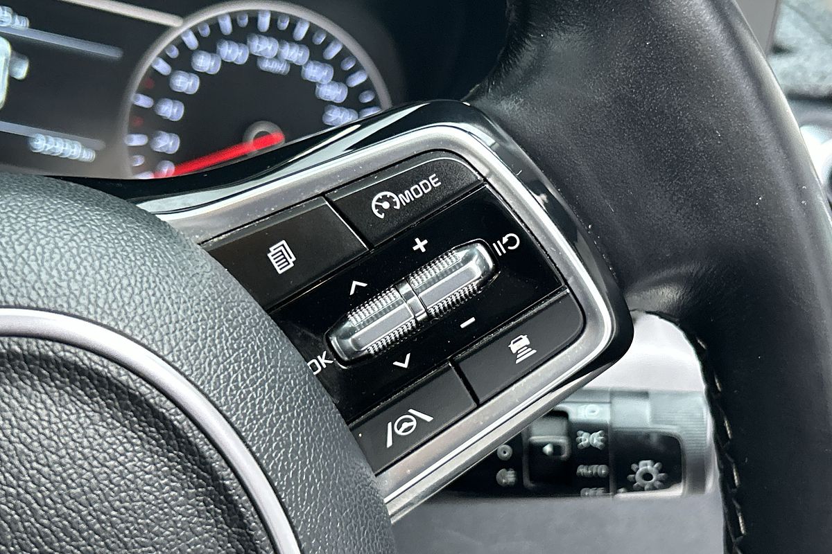 2022 Kia Sorento S MQ4