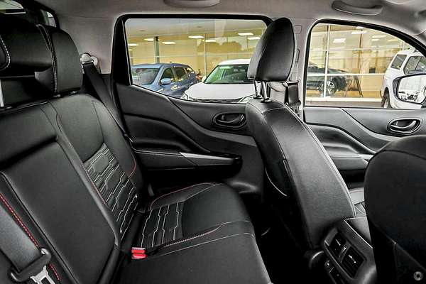 2025 Nissan Navara PRO-4X Warrior D23 4X4