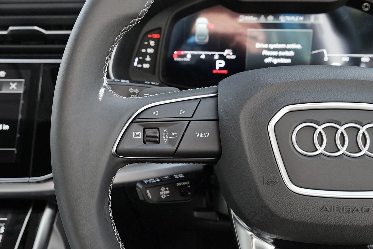 2025 Audi Q7 45 TFSI 4M