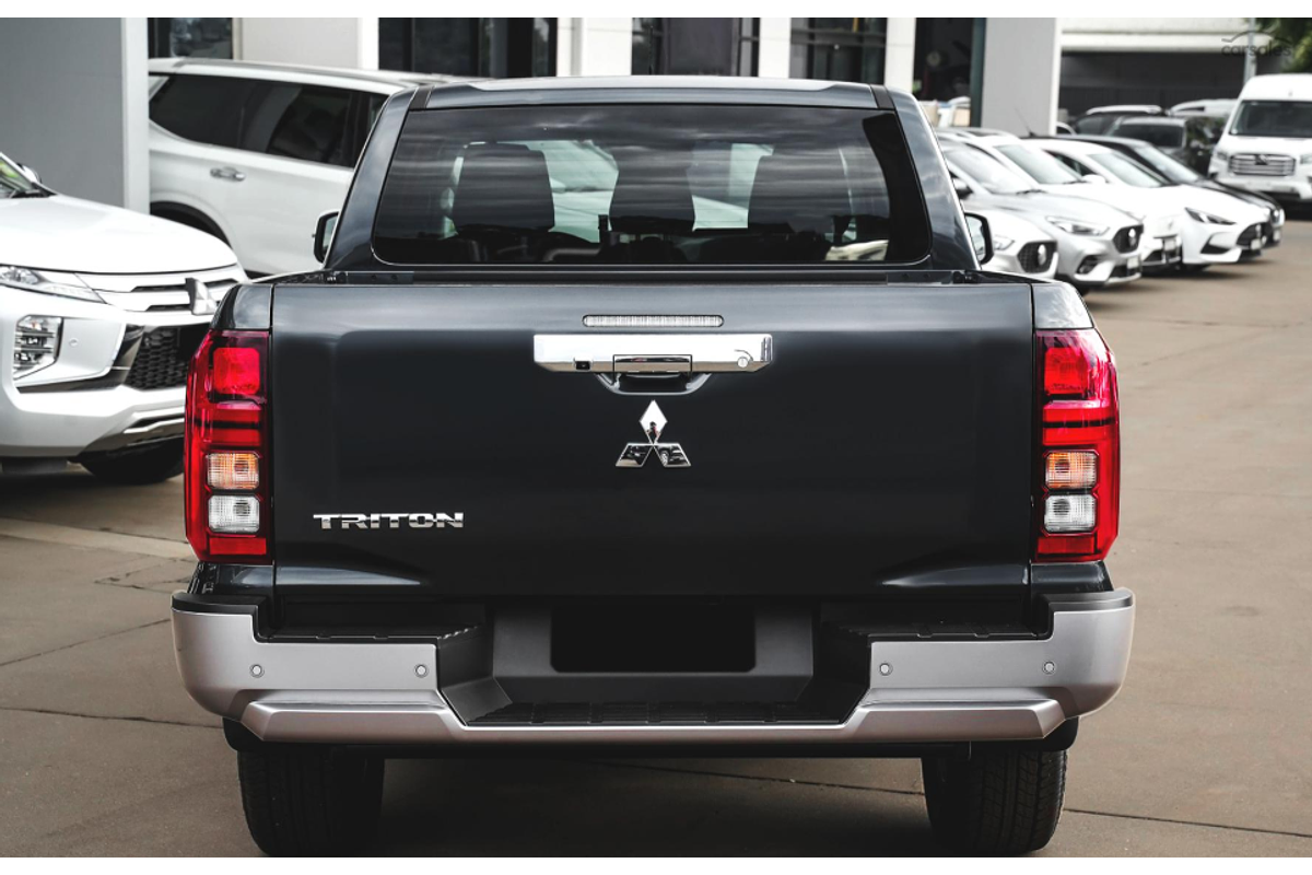 2024 Mitsubishi Triton GLS MV 4X4