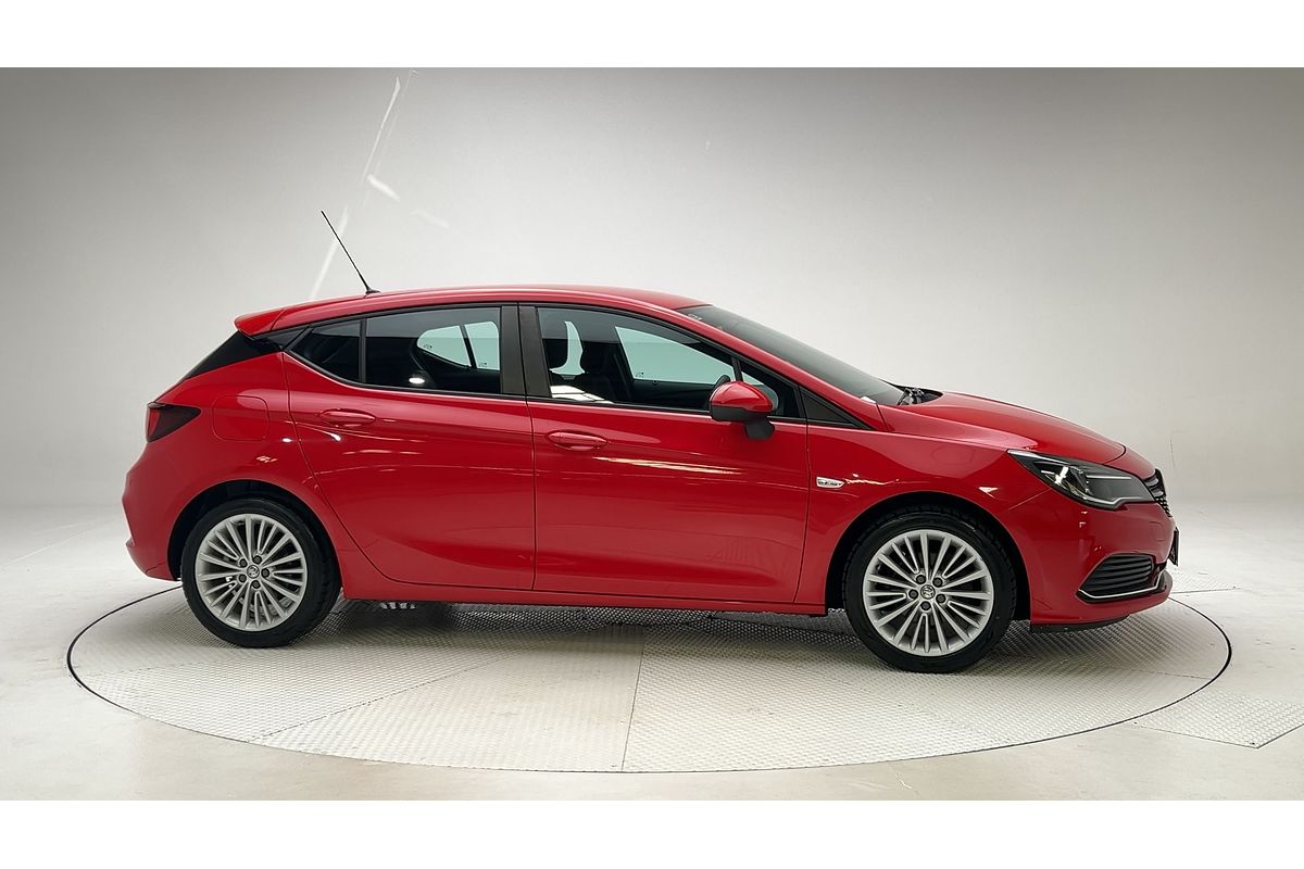 2016 Holden Astra R BK