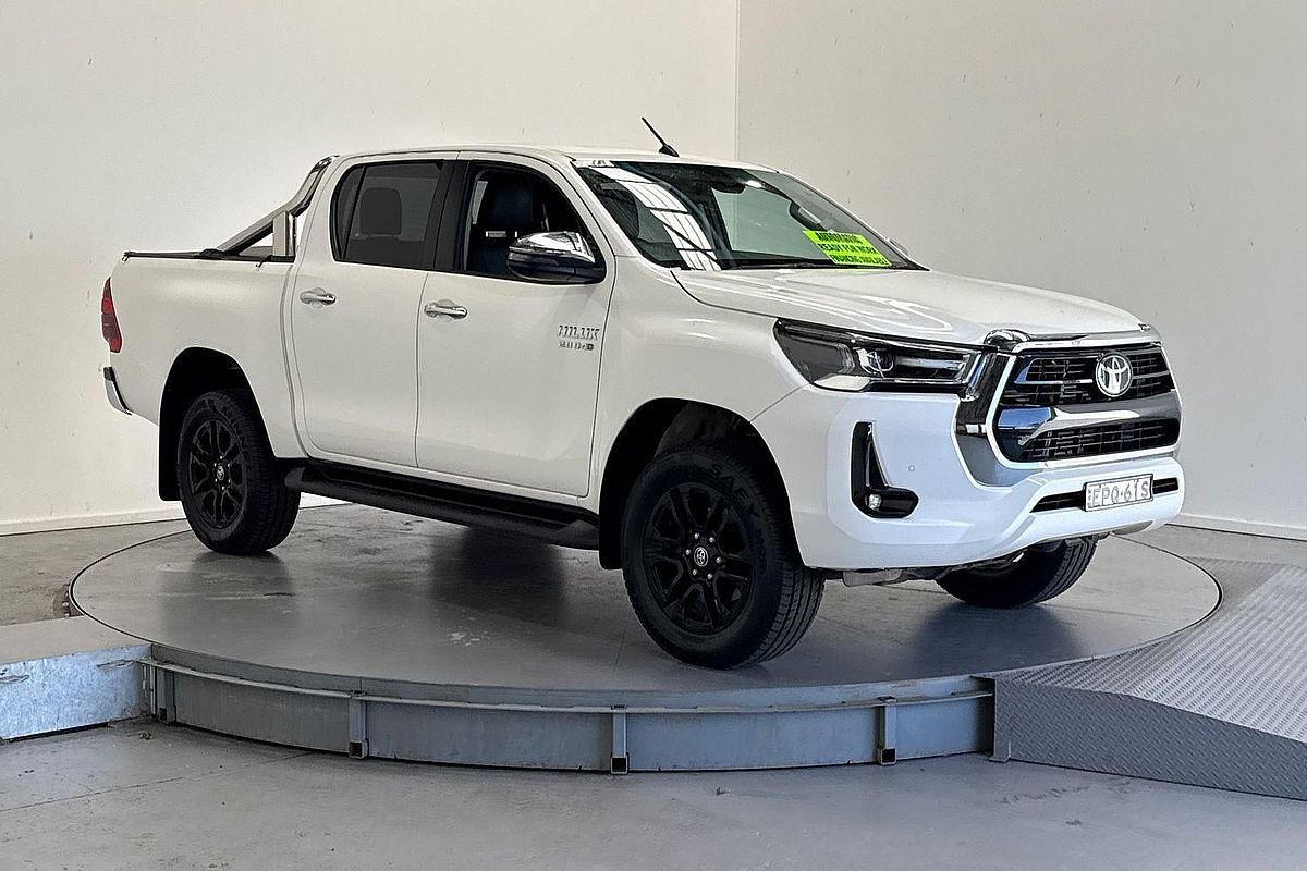 2021 Toyota Hilux SR5 GUN126R 4X4