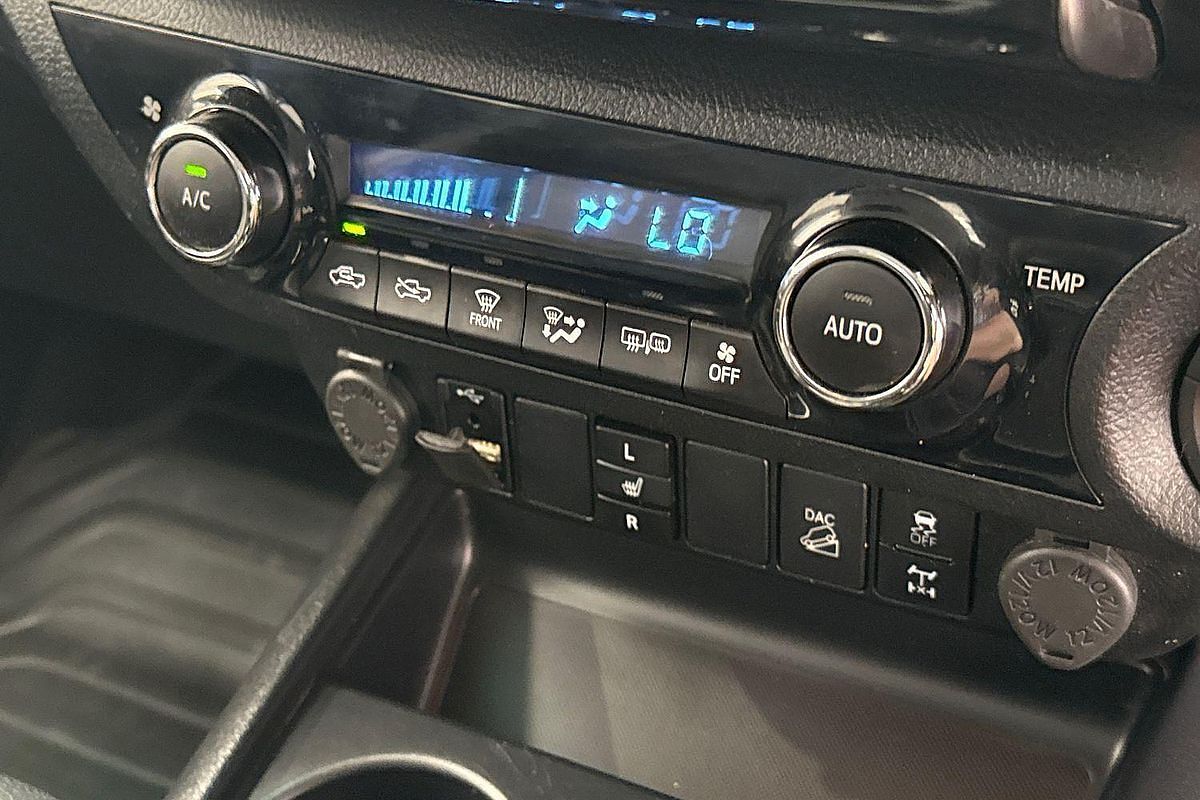 2021 Toyota Hilux SR5 GUN126R 4X4