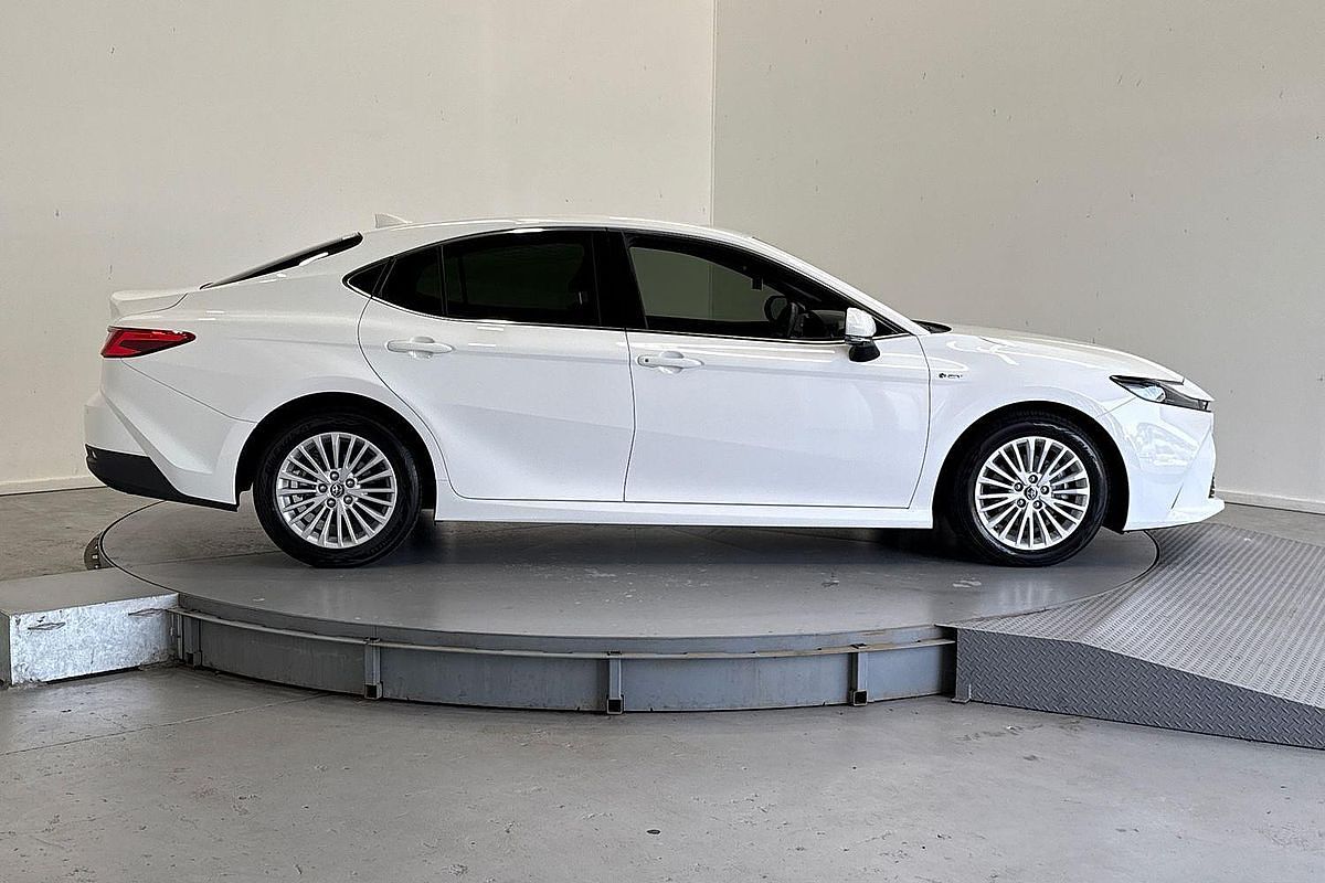 2024 Toyota Camry Ascent Sport AXVH80R