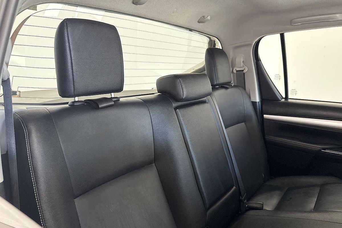 2021 Toyota Hilux SR5 GUN126R 4X4