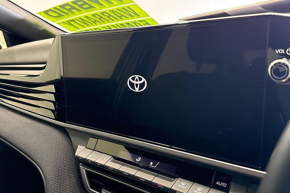 2024 Toyota Camry Ascent Sport AXVH80R