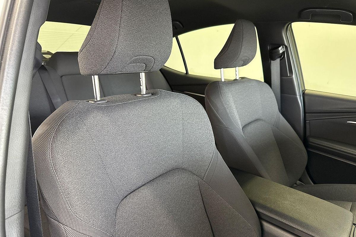 2024 Toyota Camry Ascent Sport AXVH80R