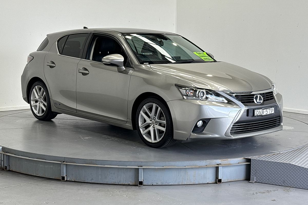 2017 Lexus CT LIMITED EDITION ZWA10R MY17