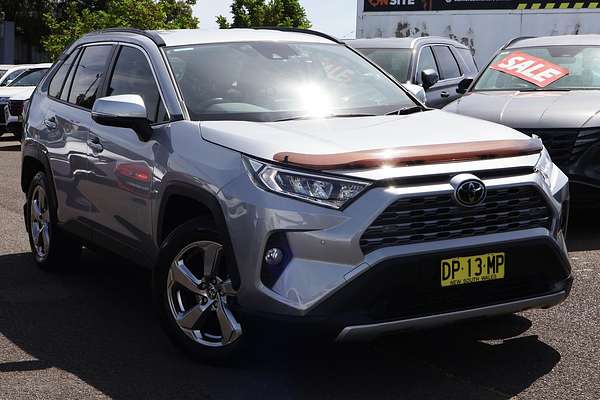 2020 Toyota RAV4 GXL MXAA52R