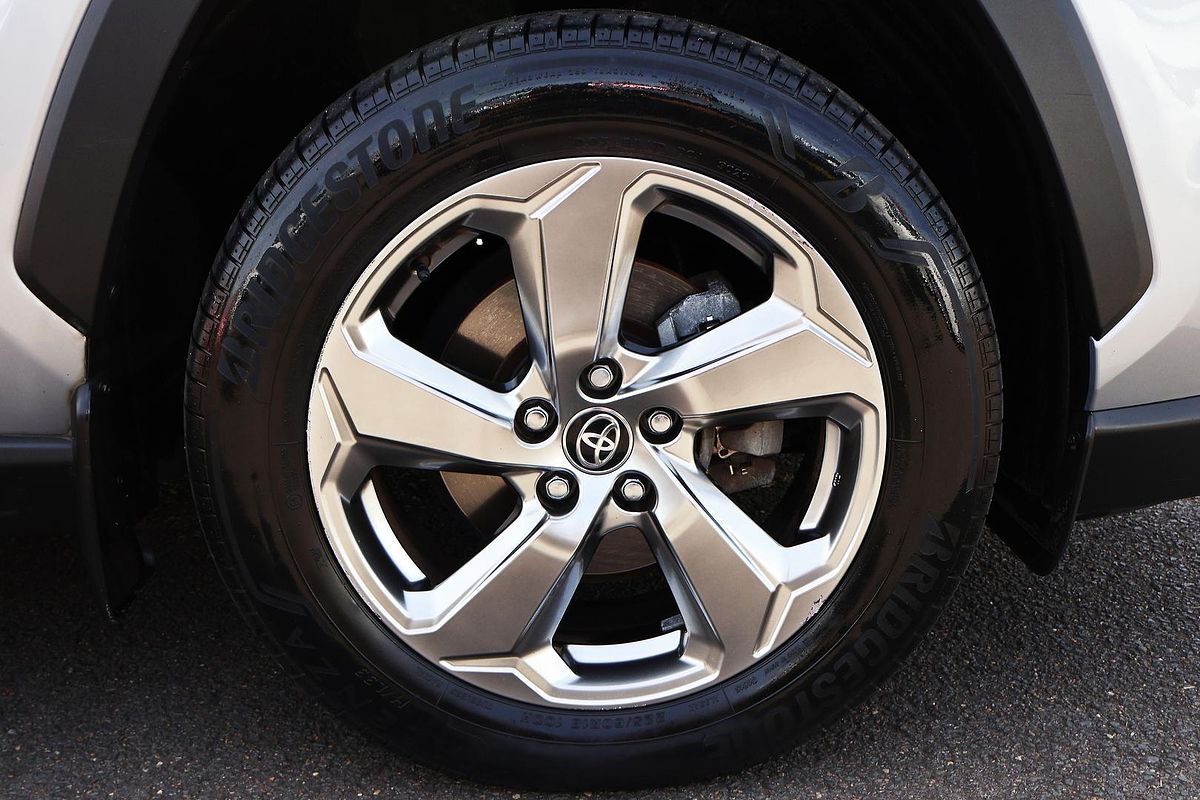 2020 Toyota RAV4 GXL MXAA52R