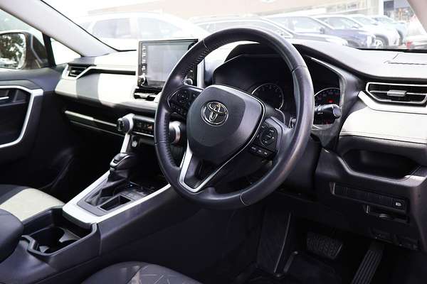 2020 Toyota RAV4 GXL MXAA52R