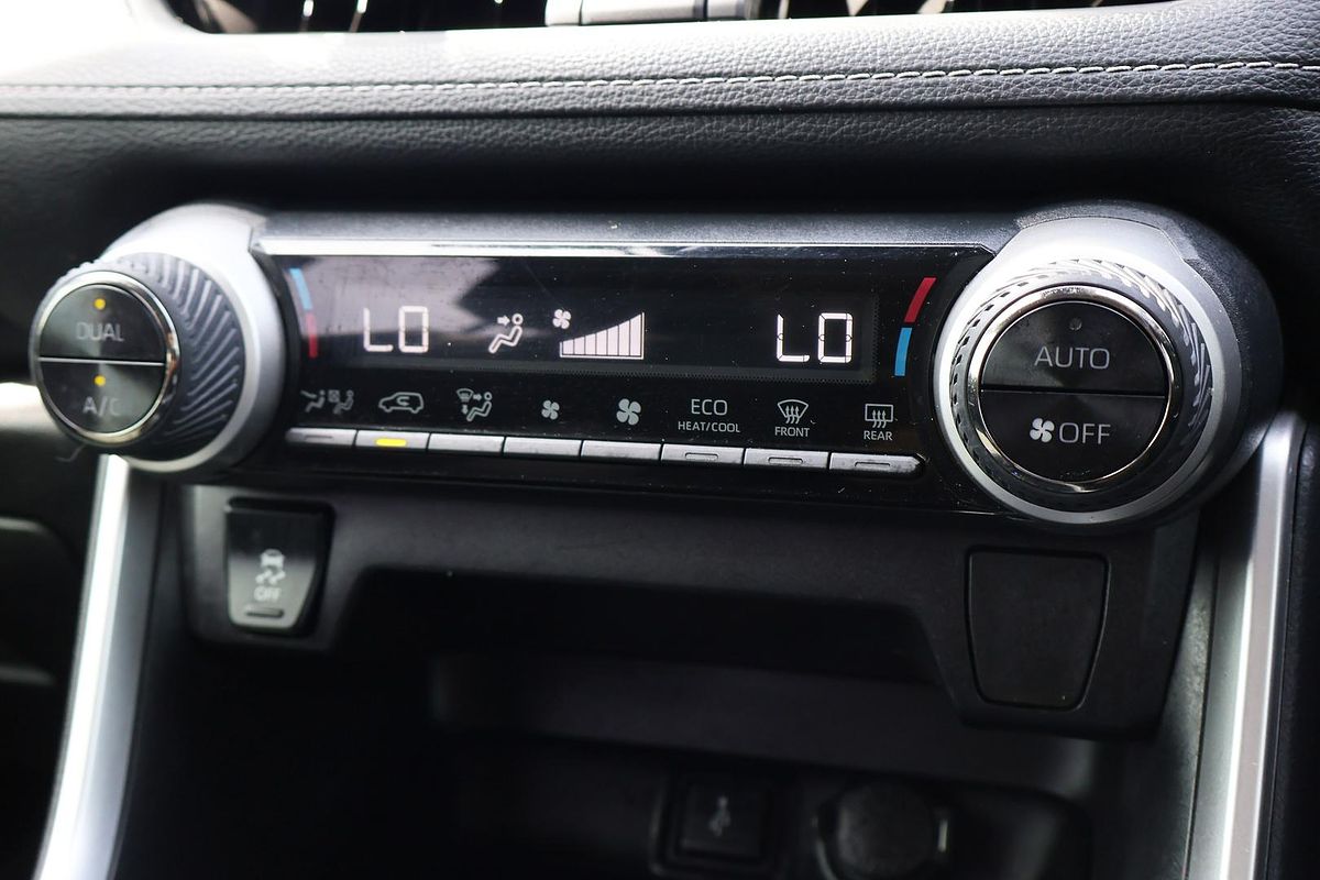 2020 Toyota RAV4 GXL MXAA52R