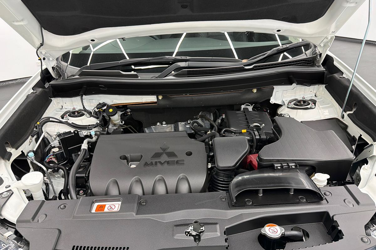 2018 Mitsubishi Outlander LS ZL