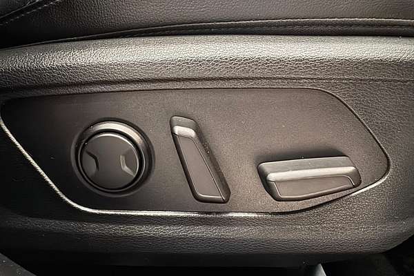 2022 Kia Sportage SX+ NQ5