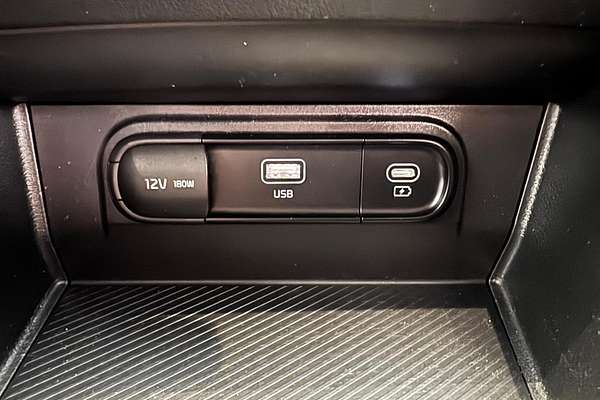 2022 Kia Sportage SX+ NQ5