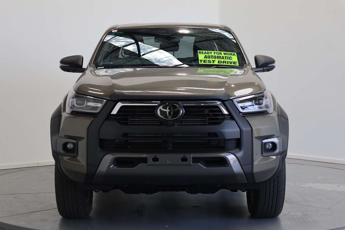 2023 Toyota Hilux ROGUE (4x4) 6 SPEAKER GUN126R 4X4