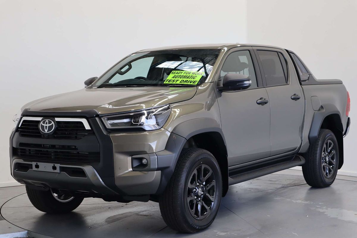 2023 Toyota Hilux ROGUE (4x4) 6 SPEAKER GUN126R 4X4