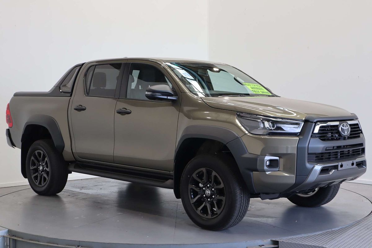 2023 Toyota Hilux ROGUE (4x4) 6 SPEAKER GUN126R 4X4