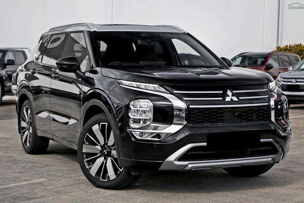 2025 Mitsubishi Outlander Exceed Tourer ZM AWD