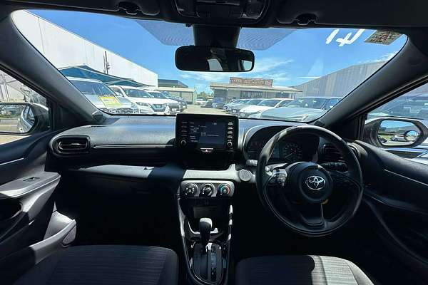 2022 Toyota Yaris Ascent Sport MXPA10R