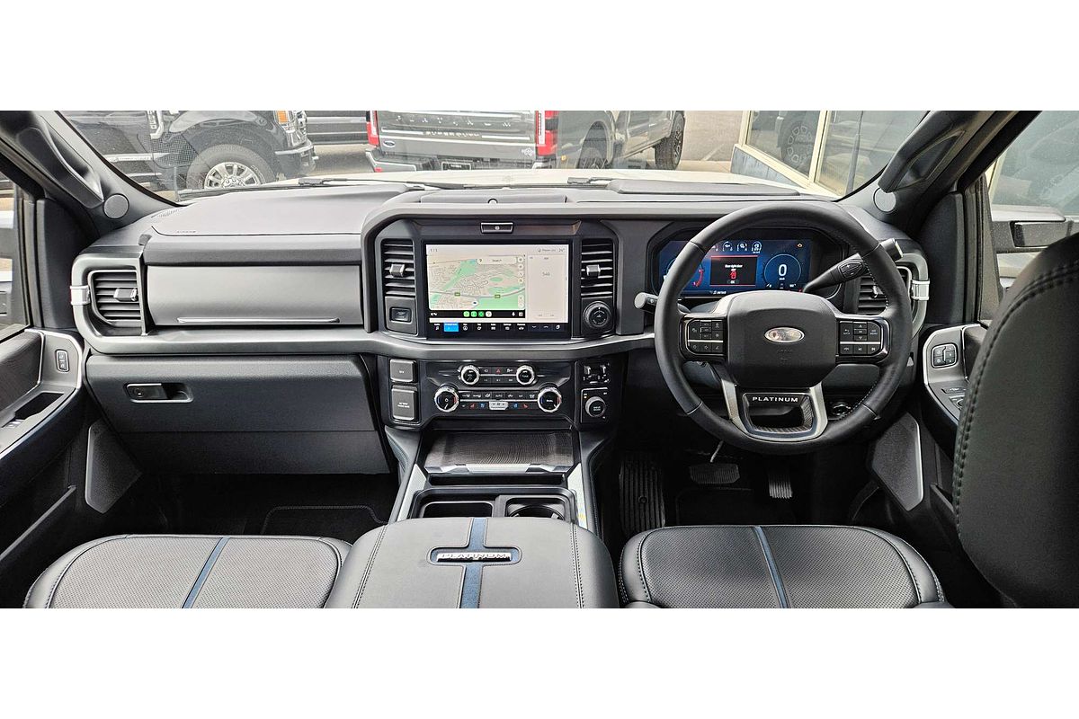 2025 Ford F450 Platinum 4X4