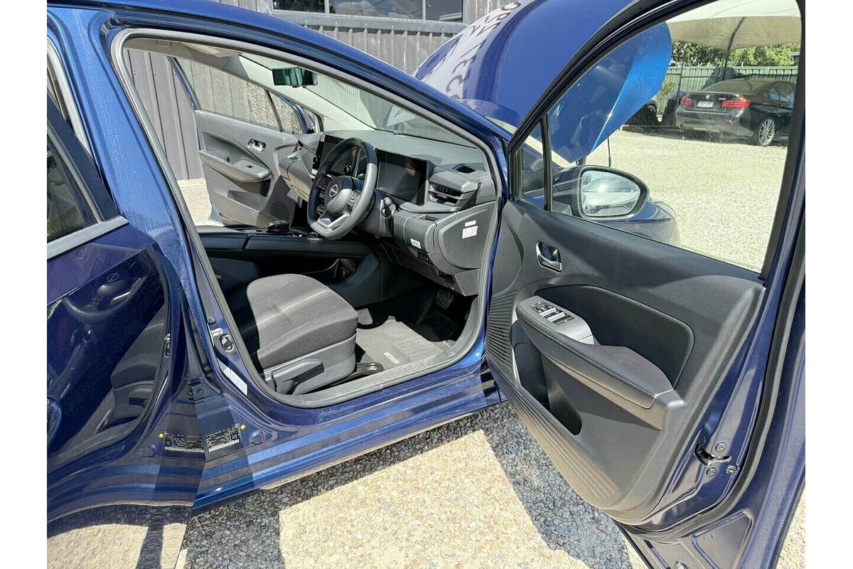 2022 Nissan AURA G FE13