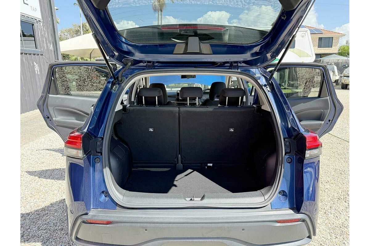 2022 Nissan AURA G FE13