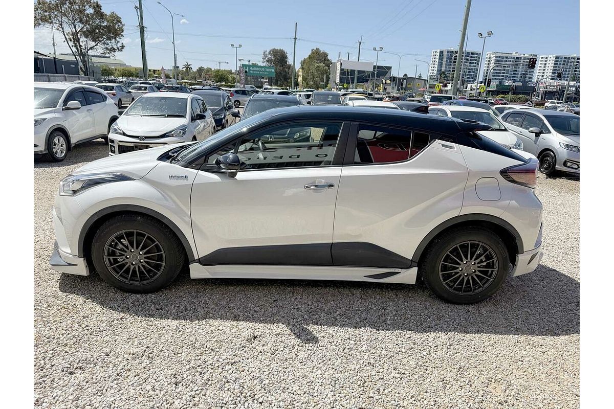 2018 Toyota C-HR (HYBRID) ZYX10