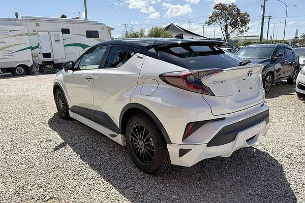 2018 Toyota C-HR (HYBRID) ZYX10