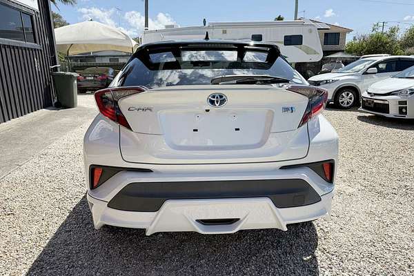 2018 Toyota C-HR (HYBRID) ZYX10