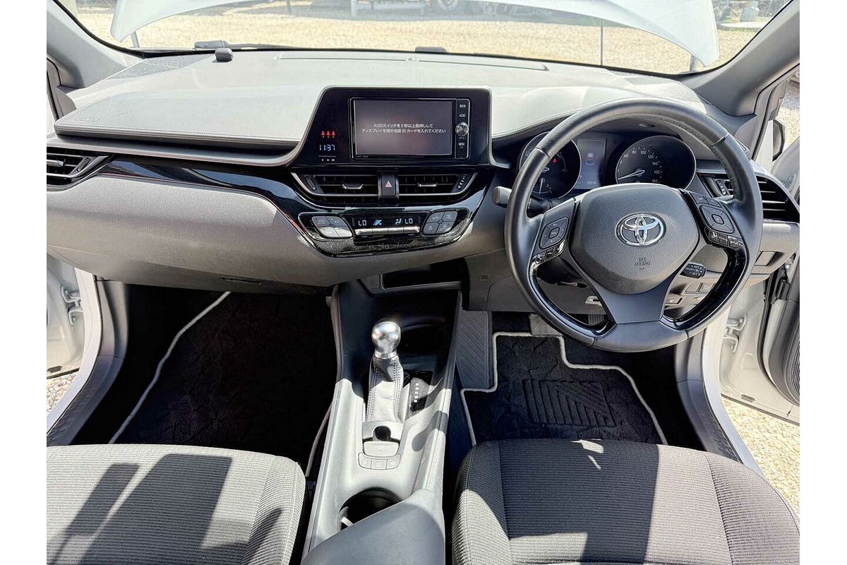 2018 Toyota C-HR (HYBRID) ZYX10