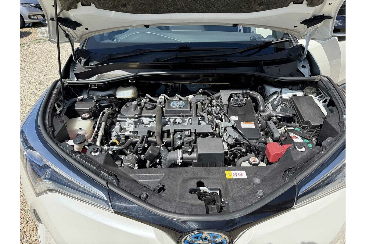 2018 Toyota C-HR (HYBRID) ZYX10