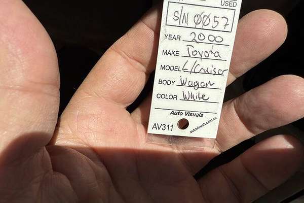 2000 Toyota Landcruiser GXL FZJ105R