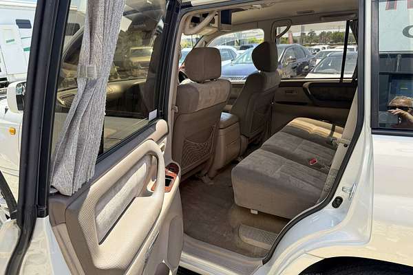 2000 Toyota Landcruiser GXL FZJ105R
