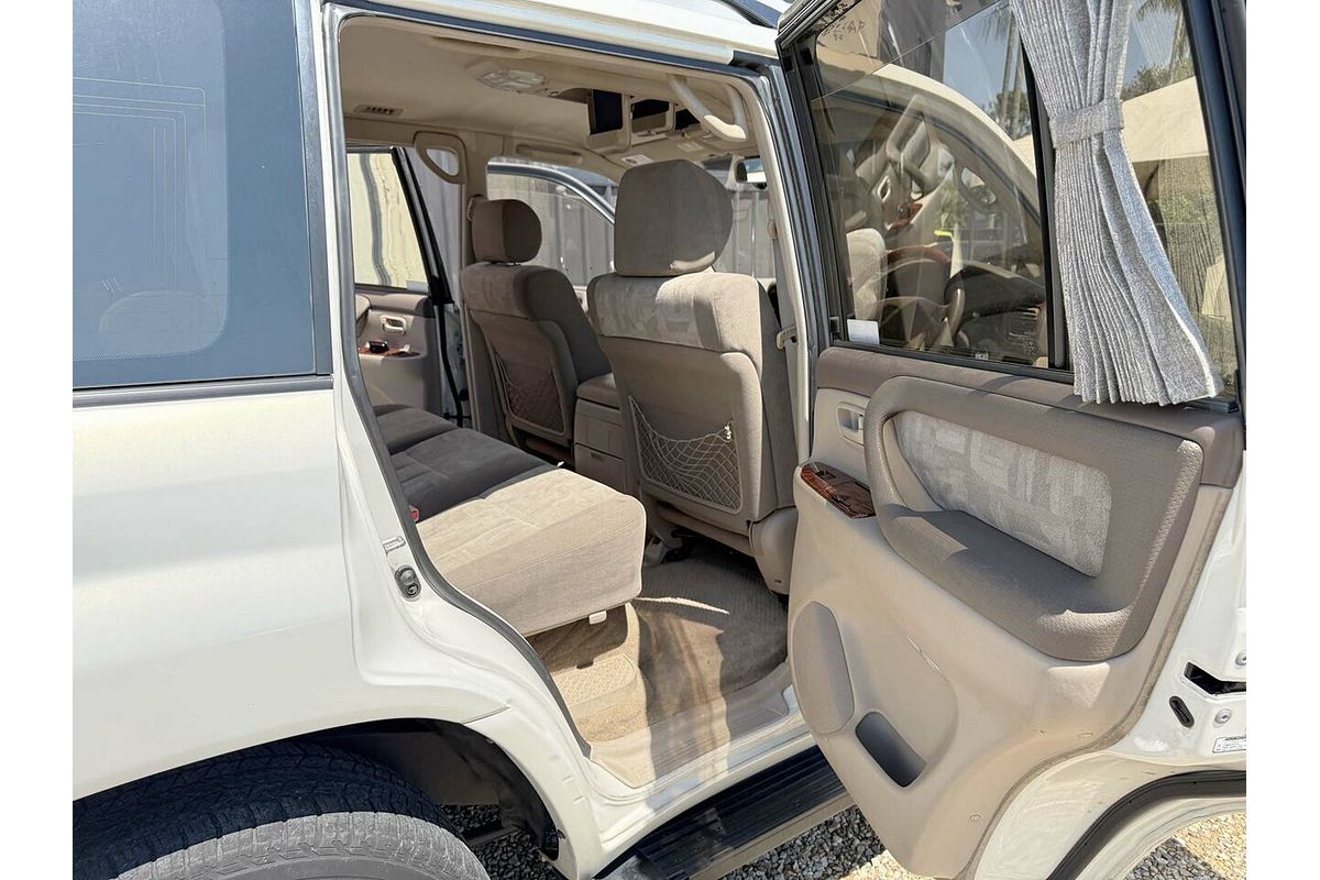 2000 Toyota Landcruiser GXL FZJ105R