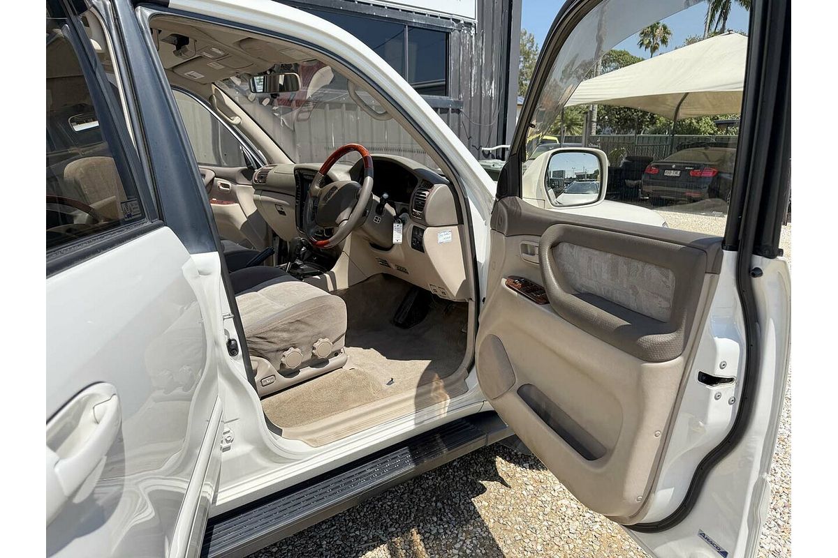 2000 Toyota Landcruiser GXL FZJ105R