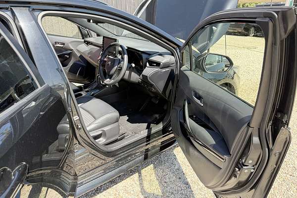 2020 Toyota Corolla FIELDER (HYBRID) NKE165