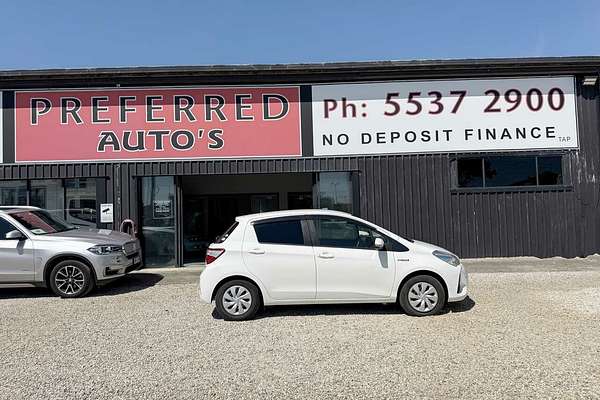 2019 Toyota VITZ F (HYBRID) NHP130