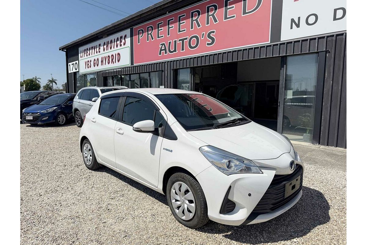 2019 Toyota VITZ F (HYBRID) NHP130