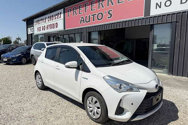 2019 Toyota VITZ F (HYBRID) NHP130