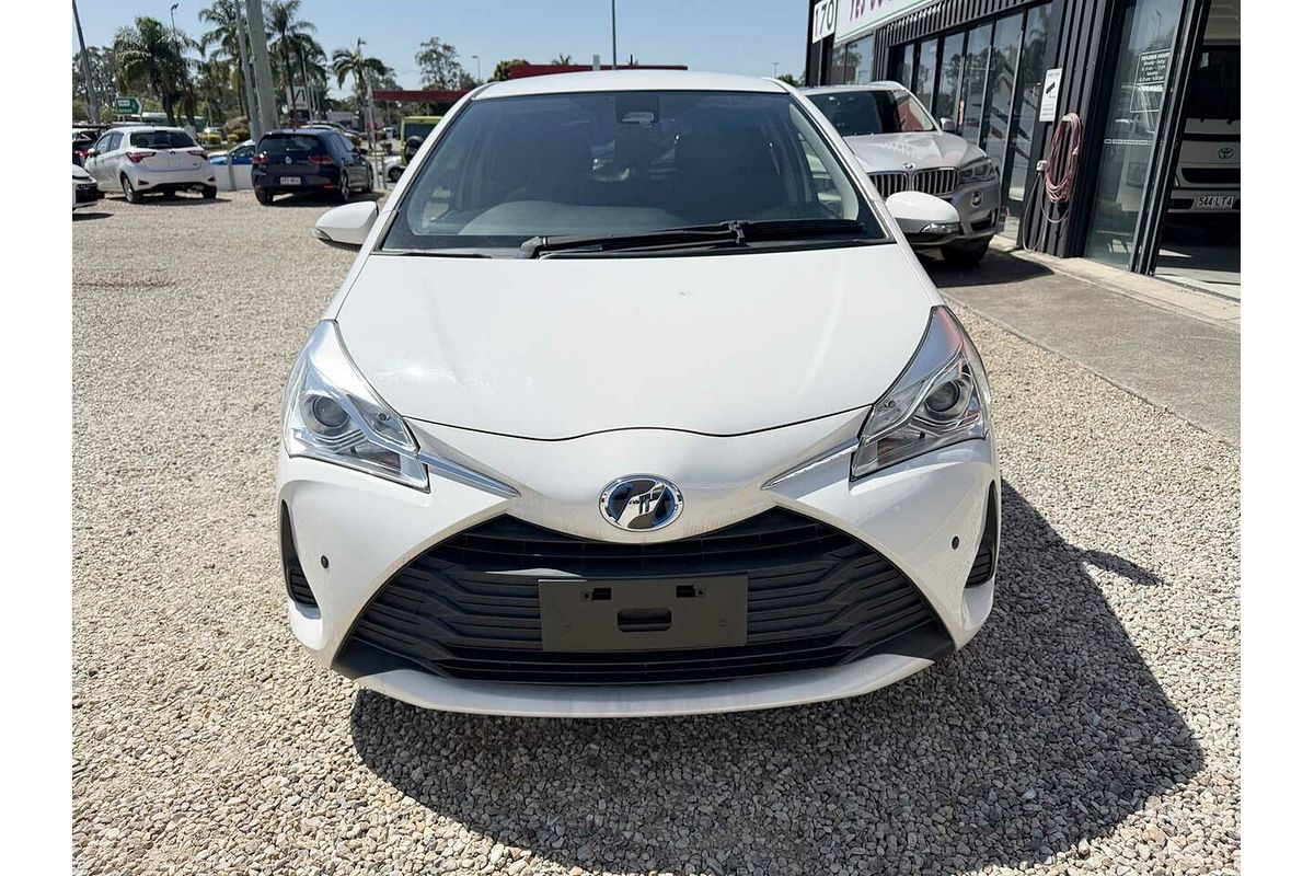 2019 Toyota VITZ F (HYBRID) NHP130
