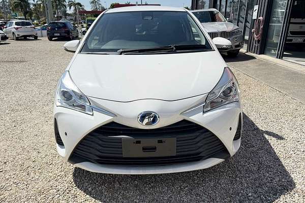 2019 Toyota VITZ F (HYBRID) NHP130