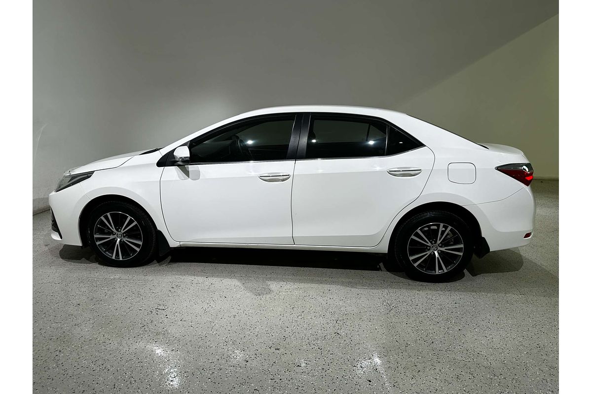 2017 Toyota Corolla SX ZRE172R