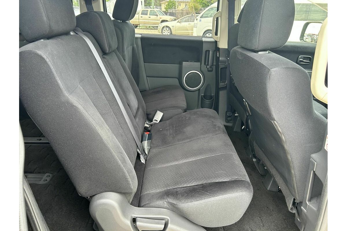 2013 Mitsubishi Delica