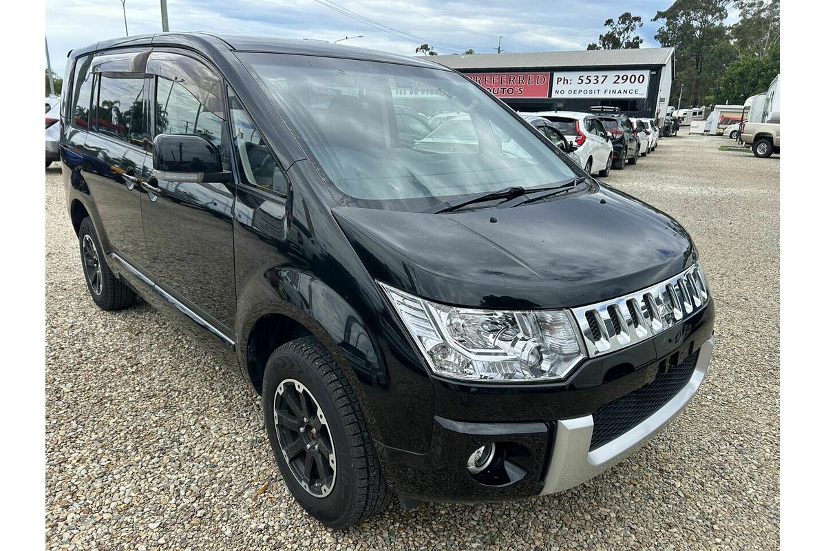 2013 Mitsubishi Delica