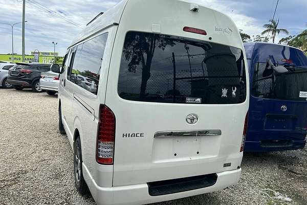 2010 Toyota Hiace