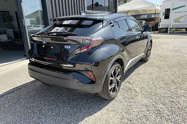 2018 Toyota C-HR (HYBRID) ZYX10
