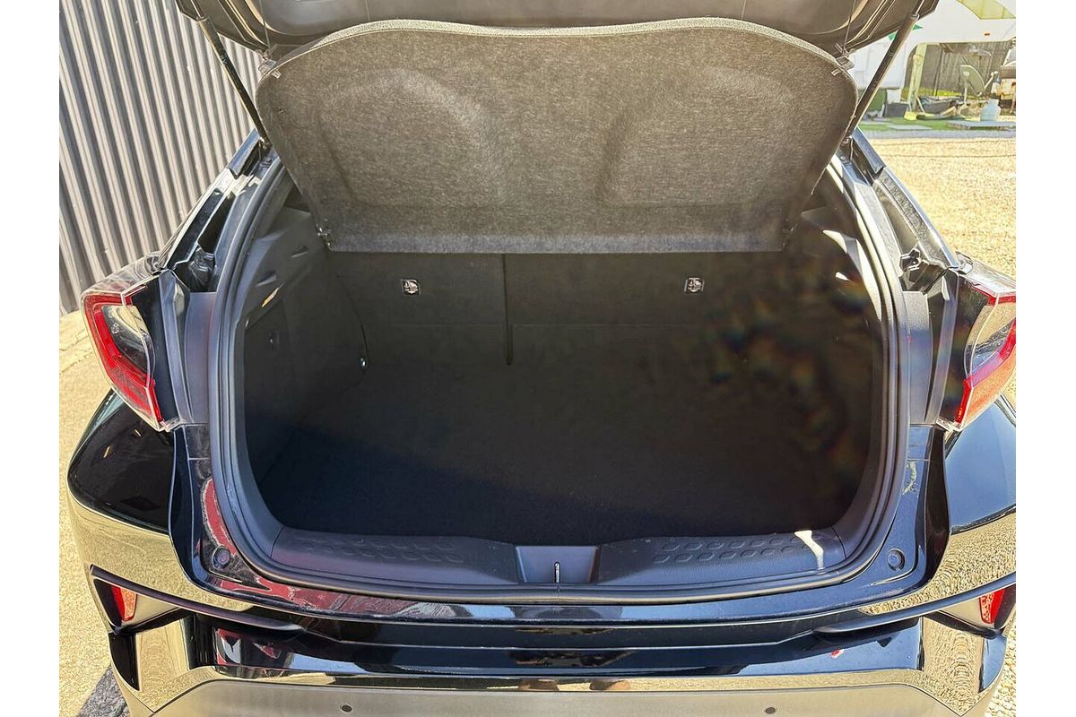 2018 Toyota C-HR (HYBRID) ZYX10