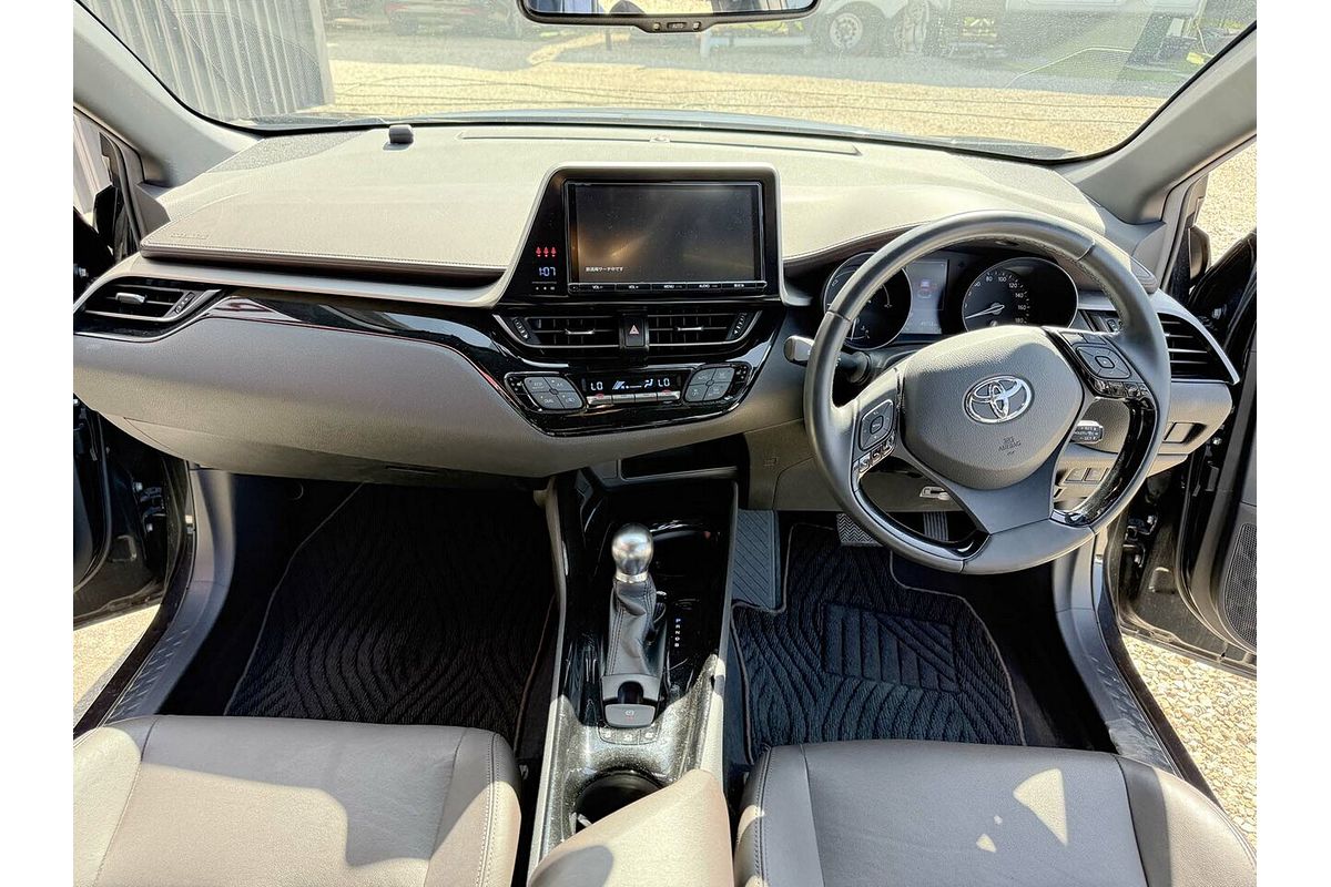 2018 Toyota C-HR (HYBRID) ZYX10